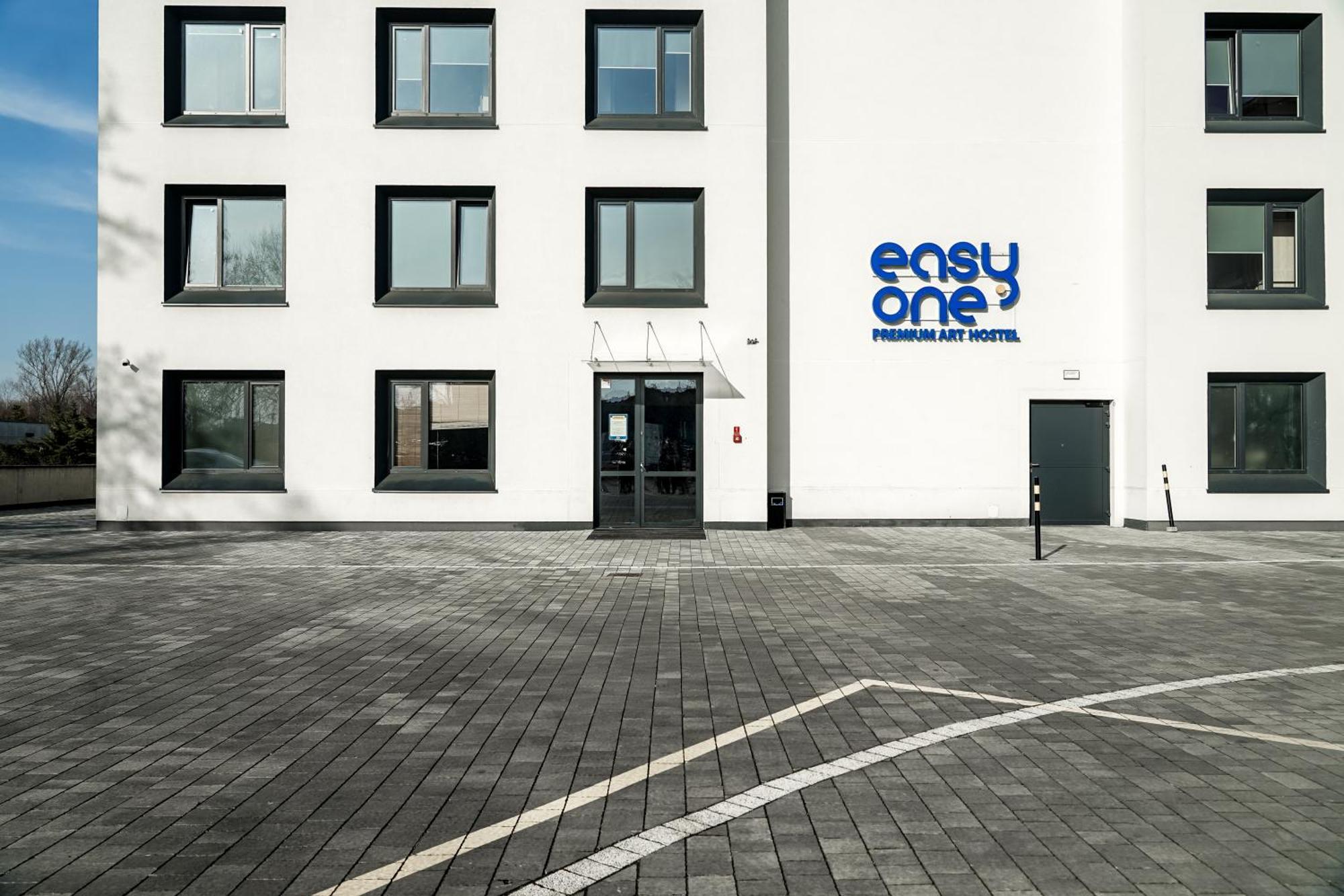 Easy One Premium Art Aparthotel Krakow Exterior photo